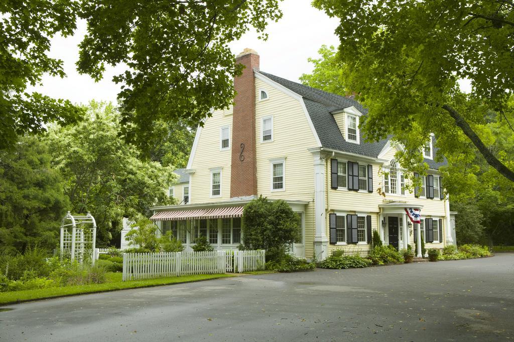 Bee And Thistle Inn Old Lyme Exterior photo